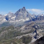 cervino-dent-d'herens-e-dietro-i-4000-svizzeri