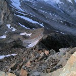 zwischbergenpass dall'attacco della cresta e la pietraia da percorrere