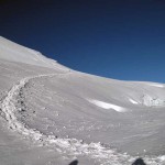 sul largo ponte di neve