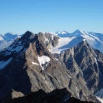 lagginhorn in primo piano e dietro il fletschhorn