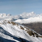 monte bianco e jorasses tra le nuvole