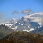 cervino tra le nubi e dietro la dent blanche