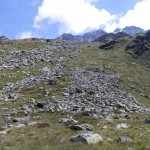 pendio-oltre-la-spalla-erbosa