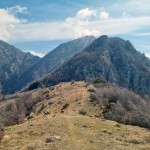 in-secondo-piano-la-croix-courma
