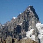 primo piano sulla est delle jorasses