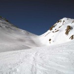 sopra le dorsali e in fondo il colle