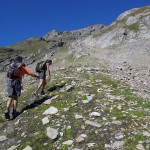 salita di fianco al canale valanghivo