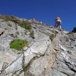 rocce lisce sopra l'ultima scala